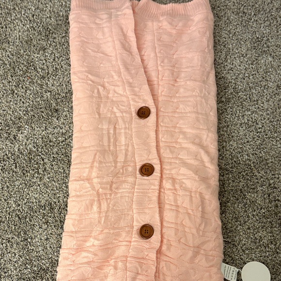 Amazon Pink Knitted Baby Swaddle Blanket - Picture 2 of 3